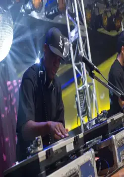 Голос улиц (2015) в хорошем качестве смотреть онлайн Голос улиц (2015) фильм в хорошем качестве смотреть онлайн