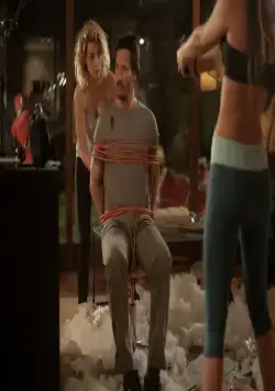 Кто там (2014) в хорошем качестве смотреть онлайн Кто там (2014) фильм в хорошем качестве смотреть онлайн