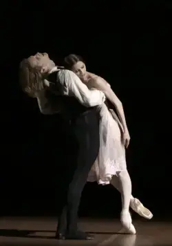 Дама с камелиями (2015) в хорошем качестве смотреть онлайн Дама с камелиями (2015) фильм в хорошем качестве смотреть онлайн