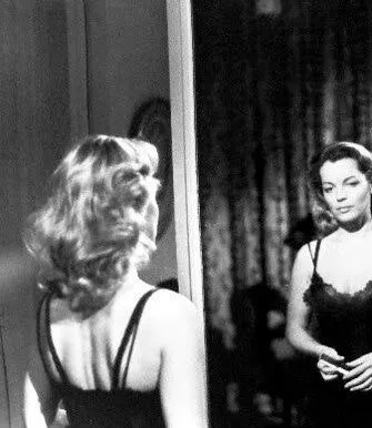 Старое ружье (1975) в хорошем качестве смотреть онлайн Старое ружье (1975) фильм в хорошем качестве смотреть онлайн