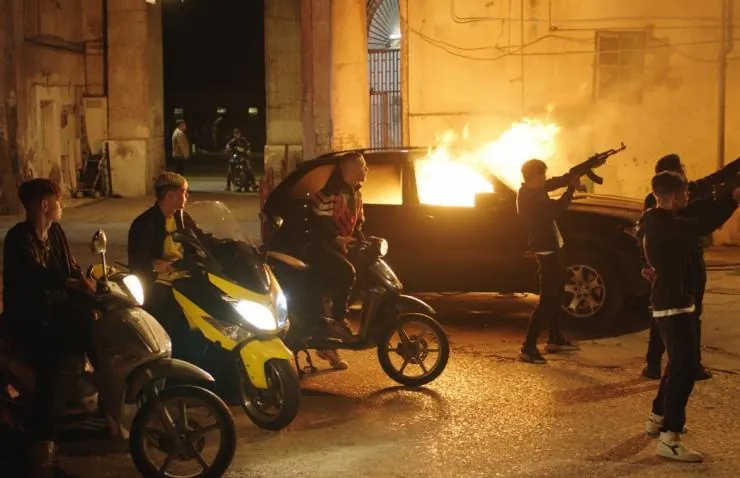 Пираньи Неаполя (2019) смотреть онлайн бесплатно Пираньи Неаполя (2019) фильм смотреть онлайн бесплатно