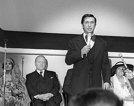 Бегство мистера Мак-Кинли (1975) смотреть онлайн Бегство мистера Мак-Кинли (1975) сериал смотреть онлайн