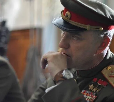 Жуков (2011) 1 сезон 1-10,11,12 серия смотреть онлайн Жуков (2011) сериал 1-10,11,12 серию 1 сезона смотреть онлайн