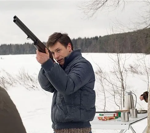 Жизнь, которой не было (2008) 1 сезон 1-14,15,16 серия смотреть онлайн Жизнь, которой не было (2008) сериал 1-14,15,16 серию 1 сезона смотреть онлайн