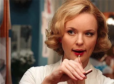 Красная королева (2015) 1 сезон 1-10,11,12 серия в хорошем качестве смотреть онлайн Красная королева (2015) сериал 1-10,11,12 серию 1 сезона в хорошем качестве смотреть онлайн