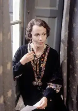 Возвращение в Брайдсхед (1981) смотреть онлайн Возвращение в Брайдсхед (1981) сериал смотреть онлайн