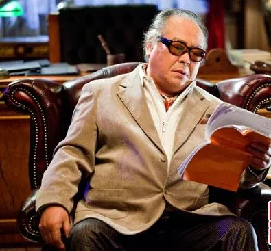 Дьявольские деньги (2013) в хорошем качестве смотреть онлайн Дьявольские деньги (2013) сериал в хорошем качестве смотреть онлайн