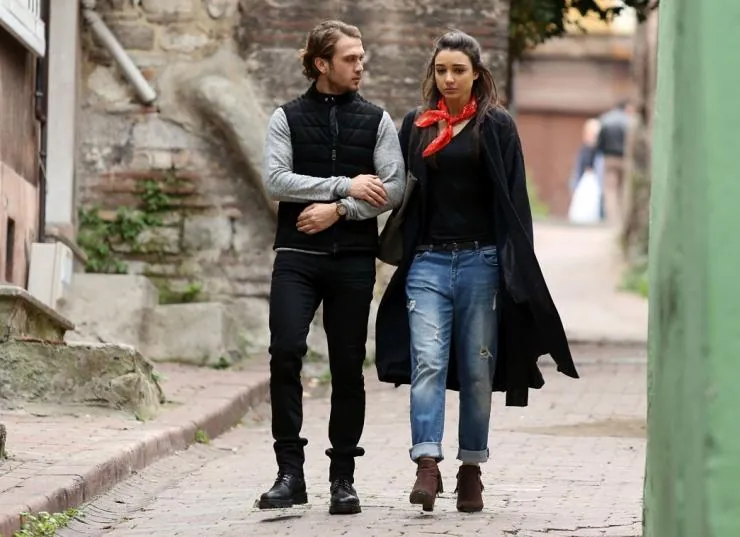 Внутри (2016) 1 сезон 1-112,113,114 серия смотреть онлайн бесплатно Внутри (2016) сериал 1-112,113,114 серию 1 сезона смотреть онлайн бесплатно