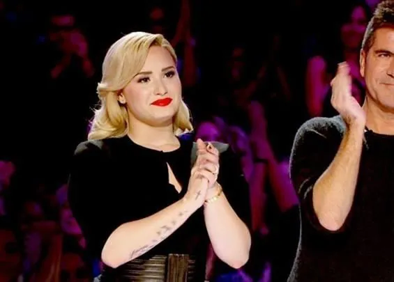 X-фактор (2011) смотреть онлайн X-фактор (2011) сериал смотреть онлайн