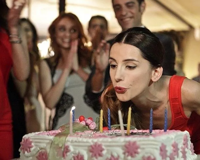 Вишнёвый сезон (2014) 1 сезон 1-159,160,161 серия в хорошем качестве смотреть онлайн Вишнёвый сезон (2014) сериал 1-159,160,161 серию 1 сезона в хорошем качестве смотреть онлайн