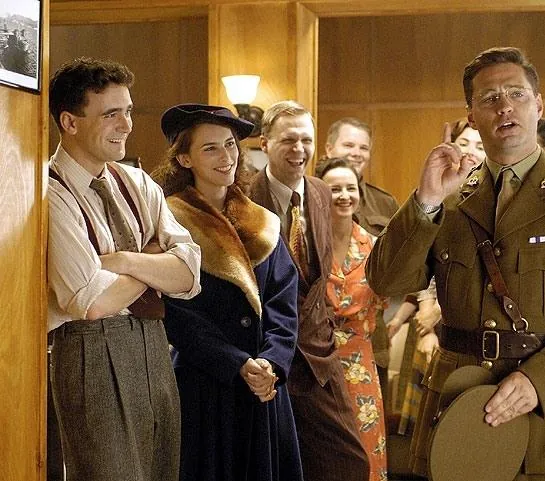 Далекие уголки (2006) 1 сезон 1-1,2 серия смотреть онлайн Далекие уголки (2006) сериал 1-1,2 серию 1 сезона смотреть онлайн