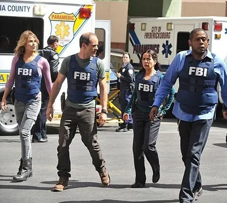 Мыслить как преступник: Поведение подозреваемого (2011) 1 сезон 1-11,12,13 серия смотреть онлайн бесплатно Мыслить как преступник: Поведение подозреваемого (2011) сериал 1-11,12,13 серию 1 сезона смотреть онлайн бесплатно