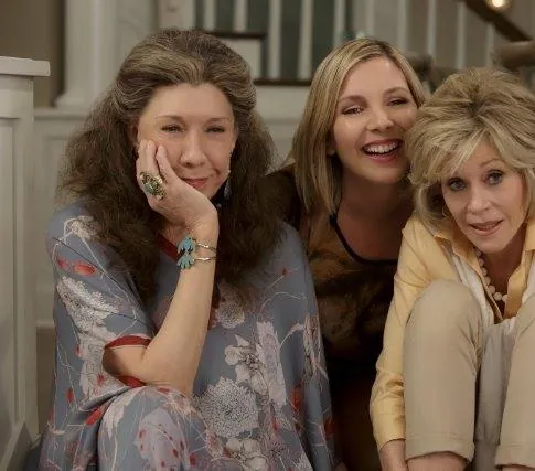 Грейс и Фрэнки (2015) 1-7 сезон 1-1,2,3,4 серия смотреть онлайн бесплатно Грейс и Фрэнки (2015) сериал 1-1,2,3,4 серию 1-7 сезона смотреть онлайн бесплатно