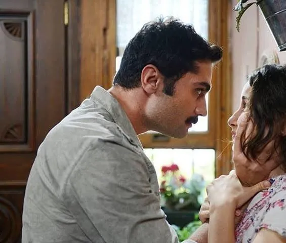 Два лица Стамбула (2013) в хорошем качестве смотреть онлайн Два лица Стамбула (2013) сериал в хорошем качестве смотреть онлайн