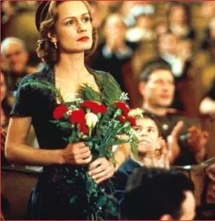 Восток-Запад (1999) в хорошем качестве смотреть онлайн Восток-Запад (1999) фильм в хорошем качестве смотреть онлайн