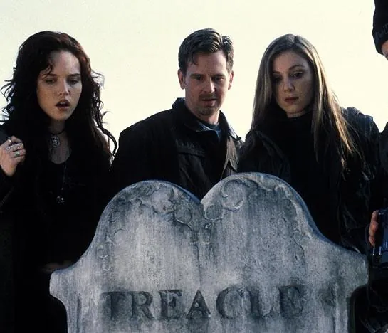 Ведьма из Блэр 2: Книга теней (2000) смотреть онлайн бесплатно Ведьма из Блэр 2: Книга теней (2000) фильм смотреть онлайн бесплатно