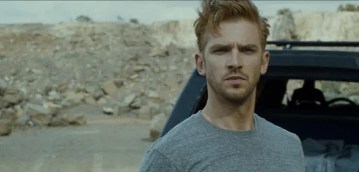 Гость (2013) в хорошем качестве смотреть онлайн Гость (2013) фильм в хорошем качестве смотреть онлайн