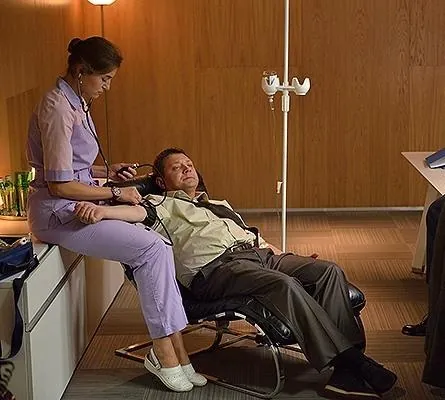 Призрак (2015) в хорошем качестве смотреть онлайн Призрак (2015) фильм в хорошем качестве смотреть онлайн