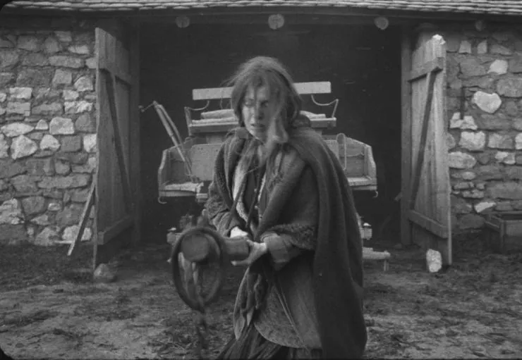 Туринская лошадь (2011) в хорошем качестве смотреть онлайн Туринская лошадь (2011) фильм в хорошем качестве смотреть онлайн