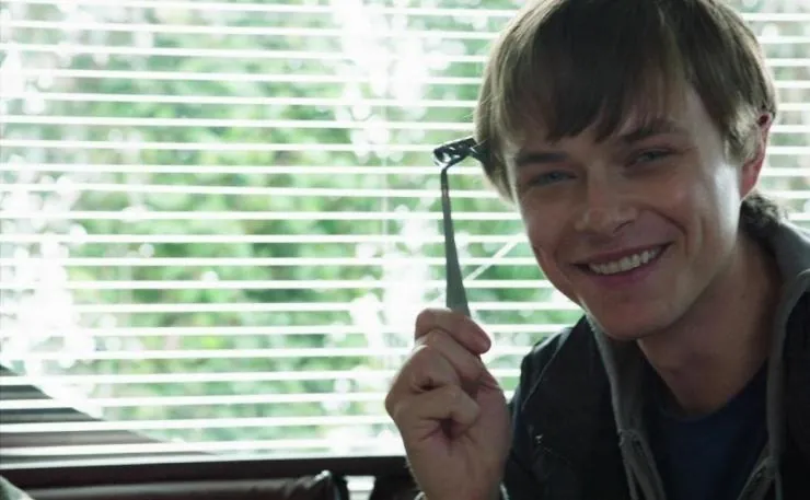 Хроника (2012) в хорошем качестве смотреть онлайн Хроника (2012) фильм в хорошем качестве смотреть онлайн