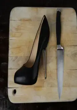 Боже, храни мой каблук (2011) смотреть онлайн бесплатно Боже, храни мой каблук (2011) фильм смотреть онлайн бесплатно