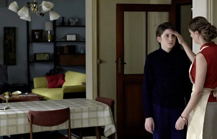 Далеко по соседству (2010) смотреть онлайн бесплатно Далеко по соседству (2010) фильм смотреть онлайн бесплатно