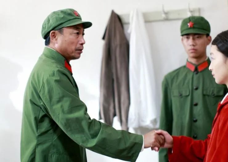 Под ветвями боярышника (2010) смотреть онлайн Под ветвями боярышника (2010) фильм смотреть онлайн