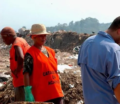 Свалка (2010) смотреть онлайн бесплатно Свалка (2010) фильм смотреть онлайн бесплатно