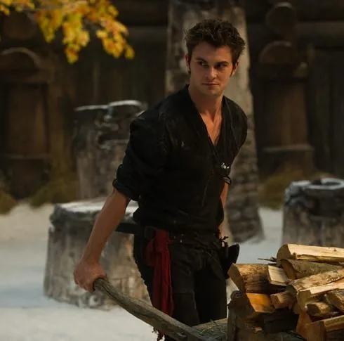 Красная Шапочка (2011) в хорошем качестве смотреть онлайн Красная Шапочка (2011) фильм в хорошем качестве смотреть онлайн