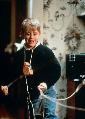 Один дома (1990) смотреть онлайн бесплатно Один дома (1990) фильм смотреть онлайн бесплатно