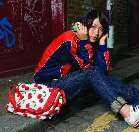 Она, китаянка (2009) смотреть онлайн бесплатно Она, китаянка (2009) фильм смотреть онлайн бесплатно