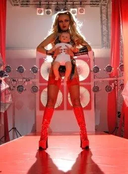 Золотое сечение (2009) в хорошем качестве смотреть онлайн Золотое сечение (2009) фильм в хорошем качестве смотреть онлайн