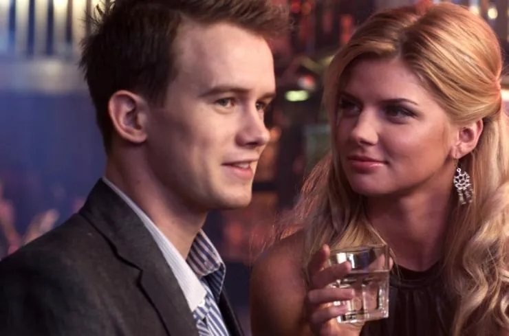 Клуб счастья (2010) в хорошем качестве смотреть онлайн Клуб счастья (2010) фильм в хорошем качестве смотреть онлайн