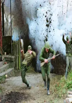 Свои (2004) в хорошем качестве смотреть онлайн Свои (2004) фильм в хорошем качестве смотреть онлайн