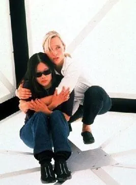 Куб 2: Гиперкуб (2002) смотреть онлайн бесплатно Куб 2: Гиперкуб (2002) фильм смотреть онлайн бесплатно