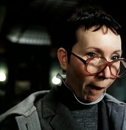 Ищите женщину (1982) смотреть онлайн Ищите женщину (1982) фильм смотреть онлайн