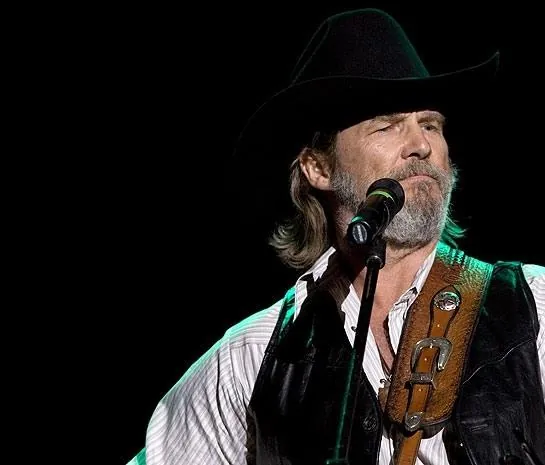 Сумасшедшее сердце (2009) смотреть онлайн бесплатно Сумасшедшее сердце (2009) фильм смотреть онлайн бесплатно