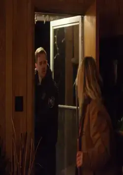 Впадина в земле (2017) в хорошем качестве смотреть онлайн Впадина в земле (2017) фильм в хорошем качестве смотреть онлайн