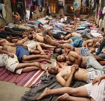 Взаперти (2009) в хорошем качестве смотреть онлайн Взаперти (2009) фильм в хорошем качестве смотреть онлайн