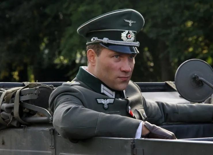 Исключение (2016) смотреть онлайн Исключение (2016) фильм смотреть онлайн