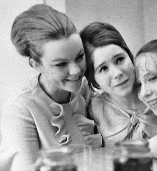 Начало (1970) смотреть онлайн бесплатно Начало (1970) фильм смотреть онлайн бесплатно