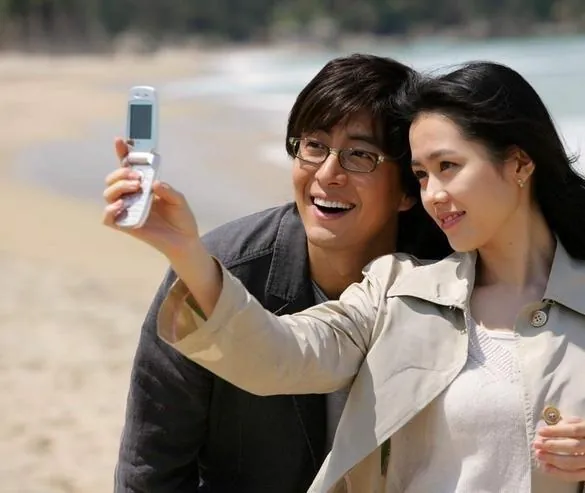 Апрельский снег (2005) в хорошем качестве смотреть онлайн Апрельский снег (2005) фильм в хорошем качестве смотреть онлайн