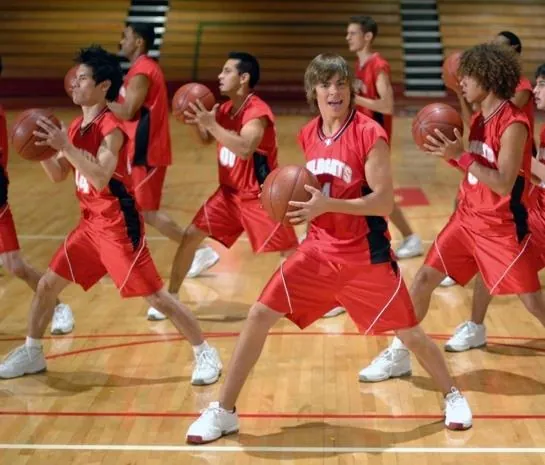 Классный мюзикл (2006) смотреть онлайн Классный мюзикл (2006) фильм смотреть онлайн