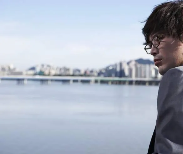 Робинзон на Луне (2009) в хорошем качестве смотреть онлайн Робинзон на Луне (2009) фильм в хорошем качестве смотреть онлайн