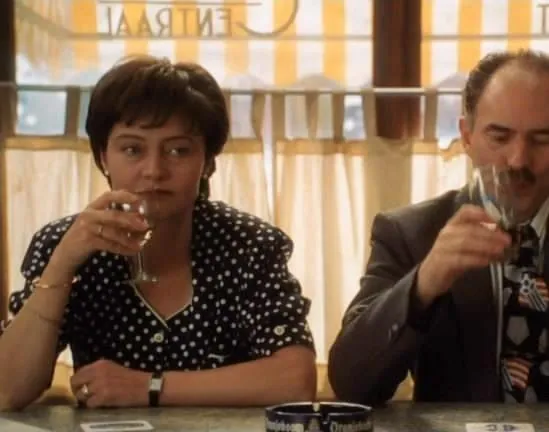 Ни поездов, ни самолетов… (1999) смотреть онлайн Ни поездов, ни самолетов… (1999) фильм смотреть онлайн