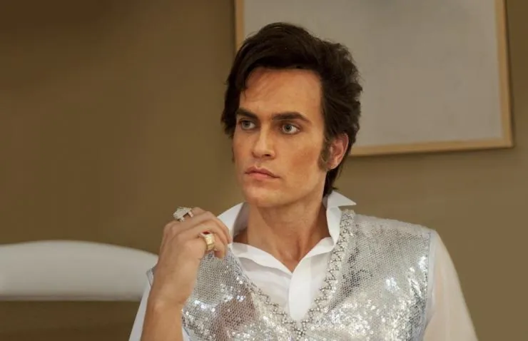 За канделябрами (2013) в хорошем качестве смотреть онлайн За канделябрами (2013) фильм в хорошем качестве смотреть онлайн