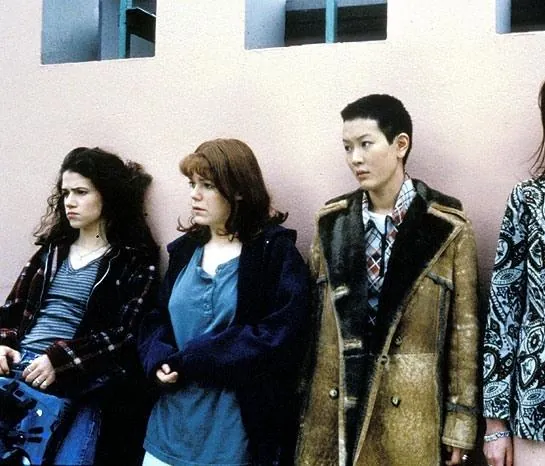 Ложный огонь (1996) в хорошем качестве смотреть онлайн Ложный огонь (1996) фильм в хорошем качестве смотреть онлайн