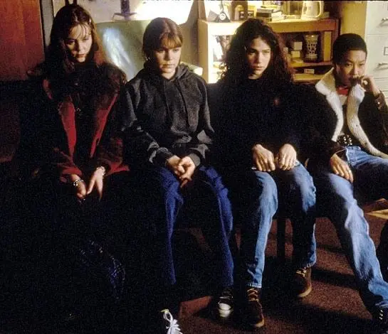 Ложный огонь (1996) смотреть онлайн бесплатно Ложный огонь (1996) фильм смотреть онлайн бесплатно