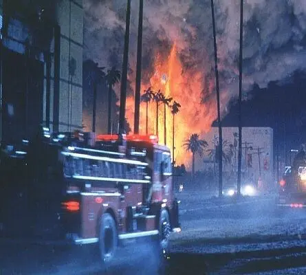 Вулкан (1997) в хорошем качестве смотреть онлайн Вулкан (1997) фильм в хорошем качестве смотреть онлайн