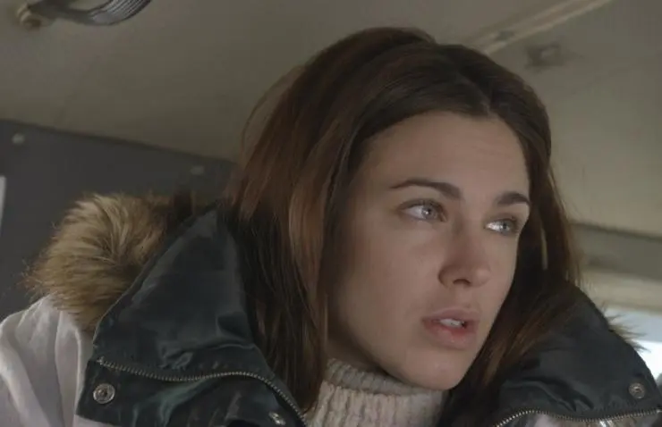 Золотая клетка (2013) 1 сезон 1-1,2,3,4 серия смотреть онлайн Золотая клетка (2013) сериал 1-1,2,3,4 серию 1 сезона смотреть онлайн